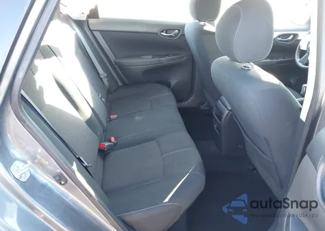 2018 Nissan Sentra S z USA, uszkodzony, nr VIN 3N1AB7AP1JY325575